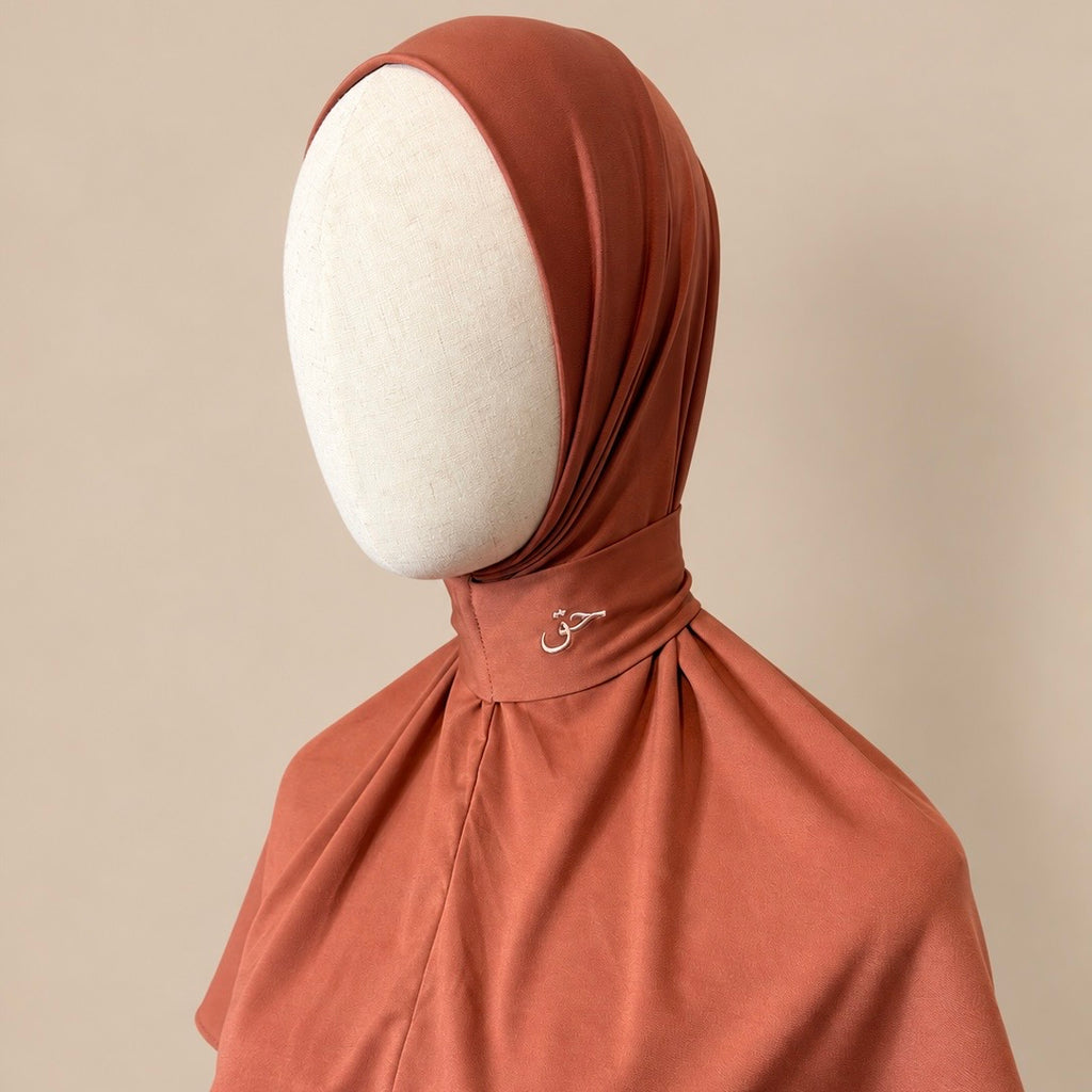 Cagoule hijab en jersey premium – Terracotta – Broderie حق